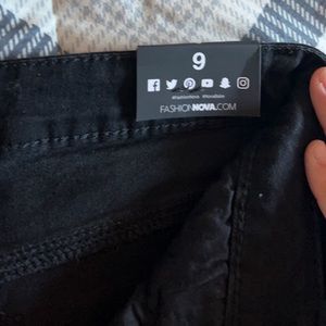 Fashion Nova Jeans, size 9.